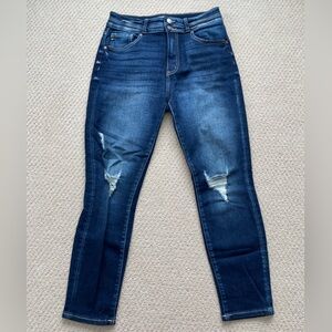 KanCan Distressed Jeans size 28